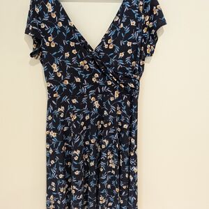 Navy Blue Floral V-Neck Midi Dress. Size XL